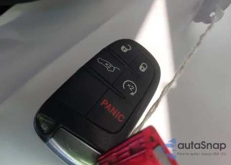 2018 Jeep Grand Cherokee Laredo z USA, uszkodzony, nr VIN 1C4RJFAG8JC230355